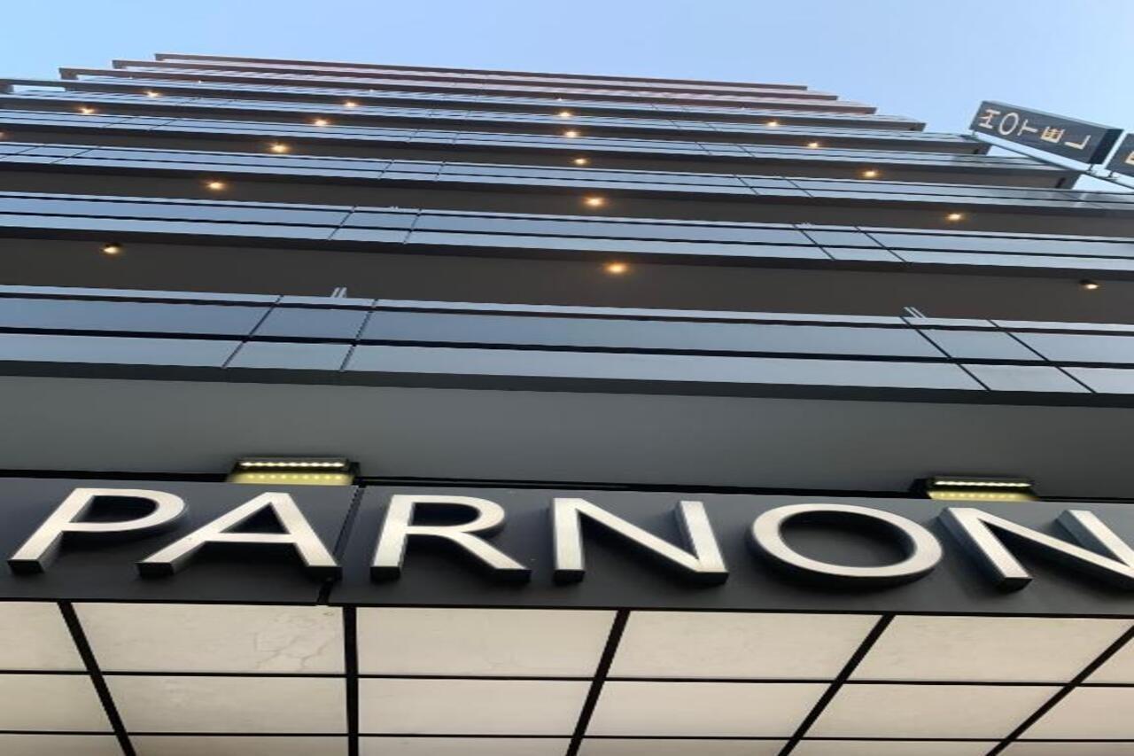Hotel Parnon 3*