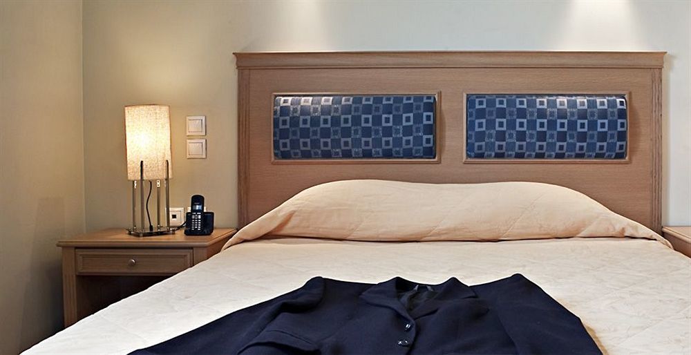 Parnon Hotel Atena